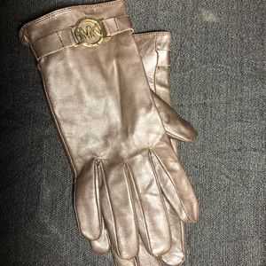 Michael Kors gloves